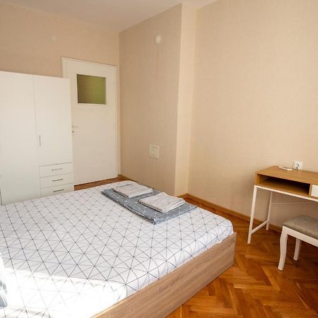 Apartment Little Vienna Ruse Exterior foto