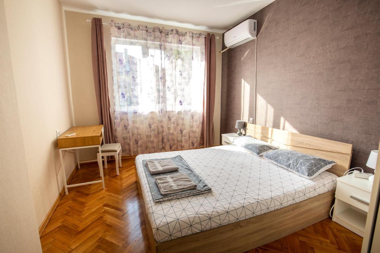 Apartment Little Vienna Ruse Exterior foto